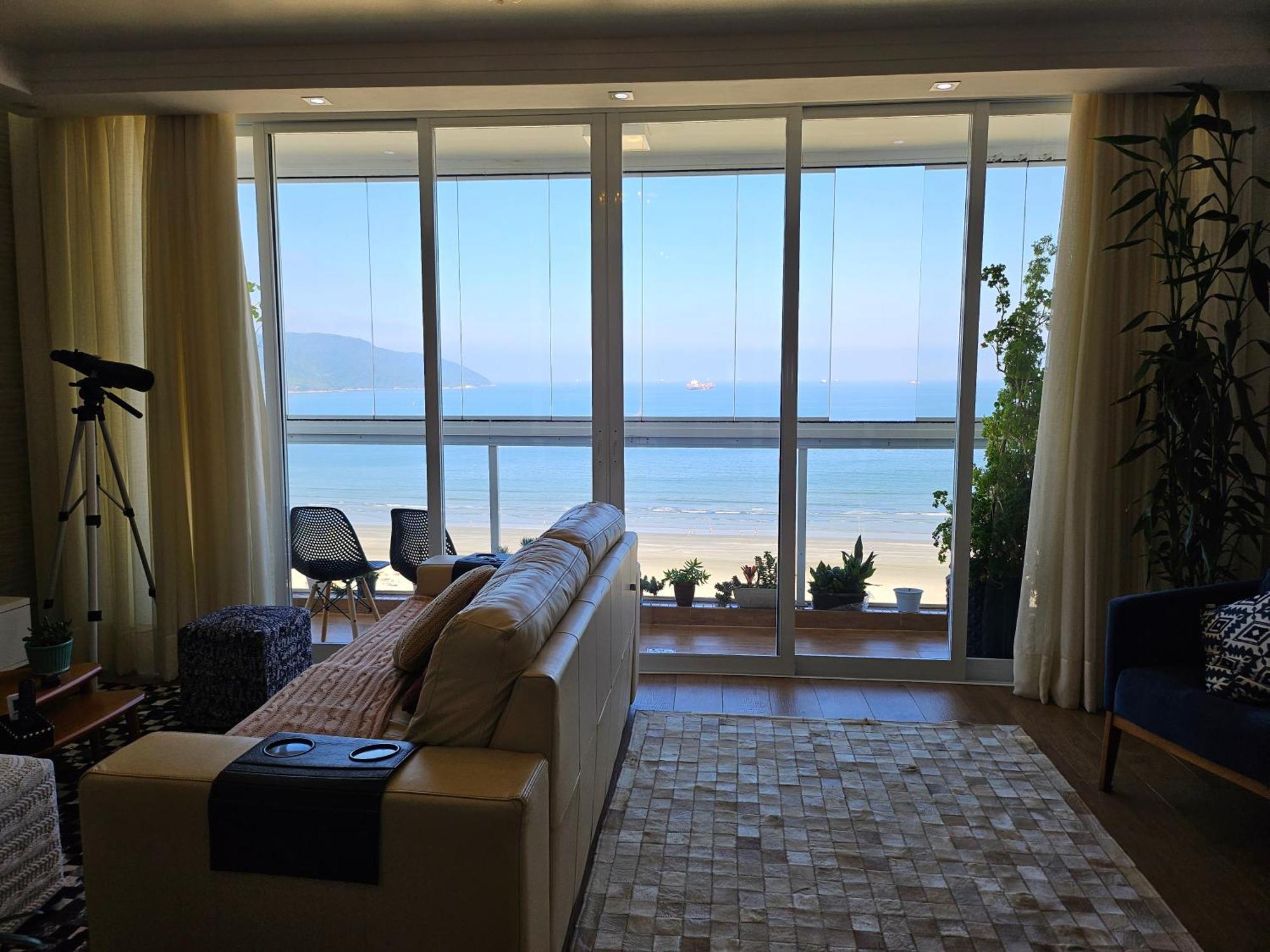 Apartamentos Na Praia Do Gonzaga Frente Mar Com Estacionamento Santos  Rum bild